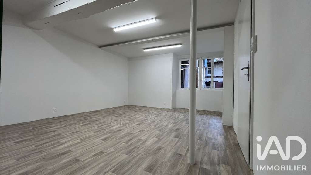 Vente murs commerciaux 137m² à Bourg-en-Bresse