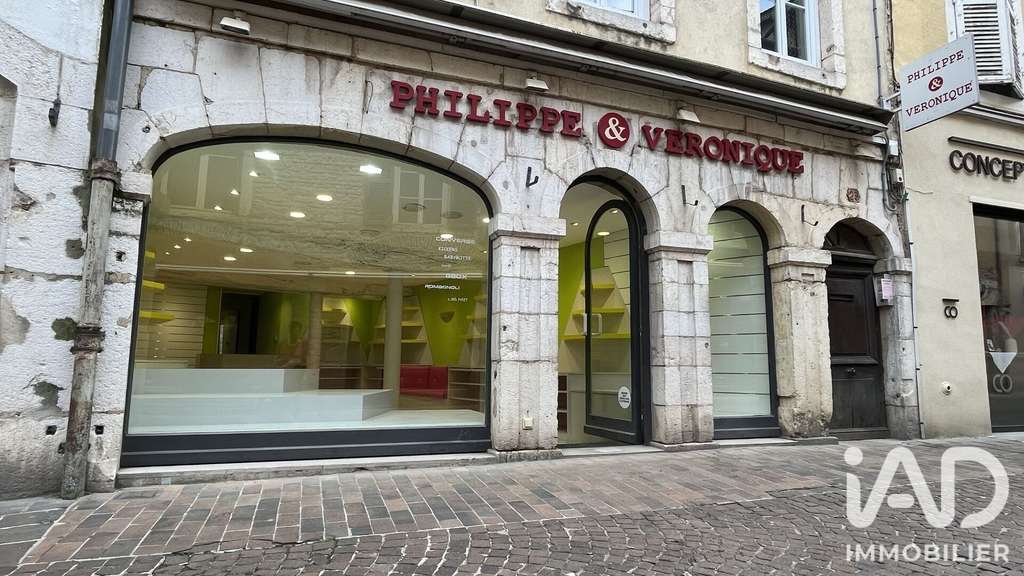 Vente murs commerciaux 137m² à Bourg-en-Bresse