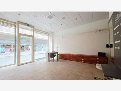 Vente murs commerciaux 57m² à Bourges centre