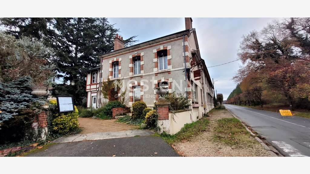 Murs d'un Ancien hôtel-restaurant . Fort