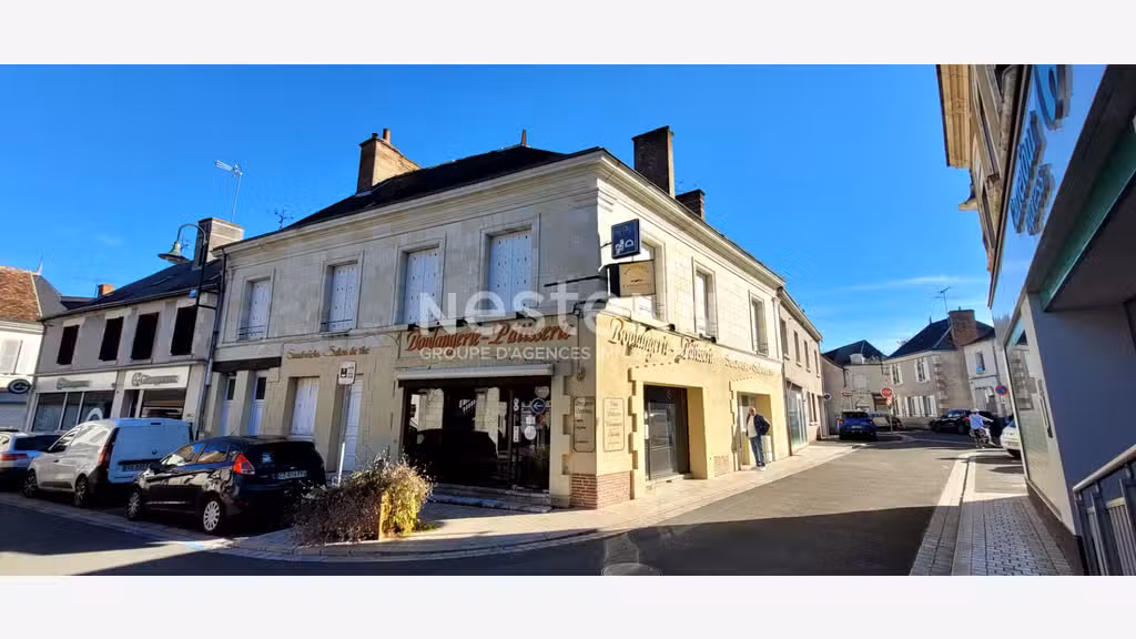 IMMEUBLE MIXTE : BOULANGERIE LOUÉE + APPARTEMENT