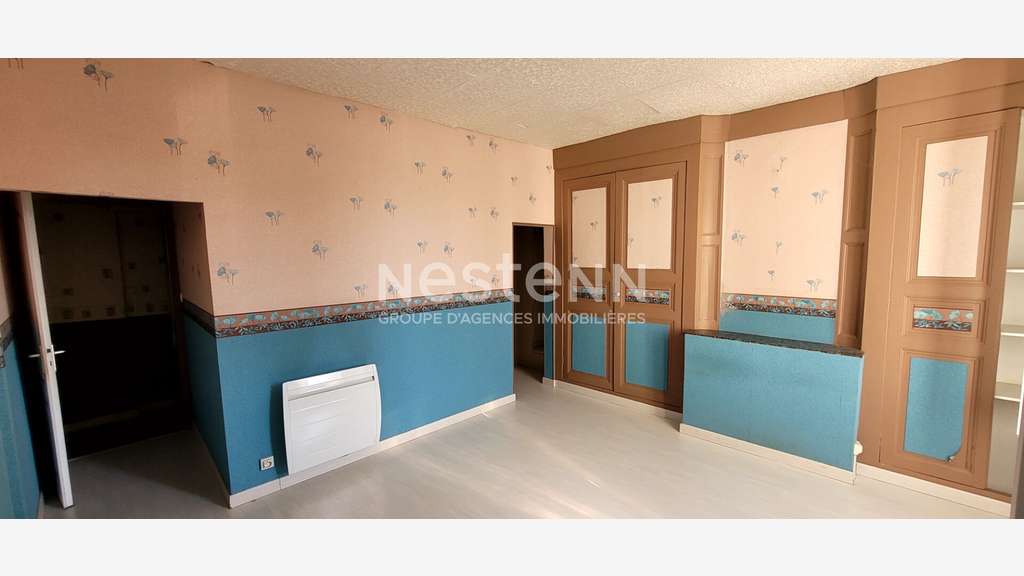 IMMEUBLE MIXTE : BOULANGERIE LOUÉE + APPARTEMENT