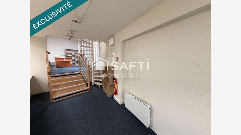 Vente local commercial 44m² à Bressuire centre