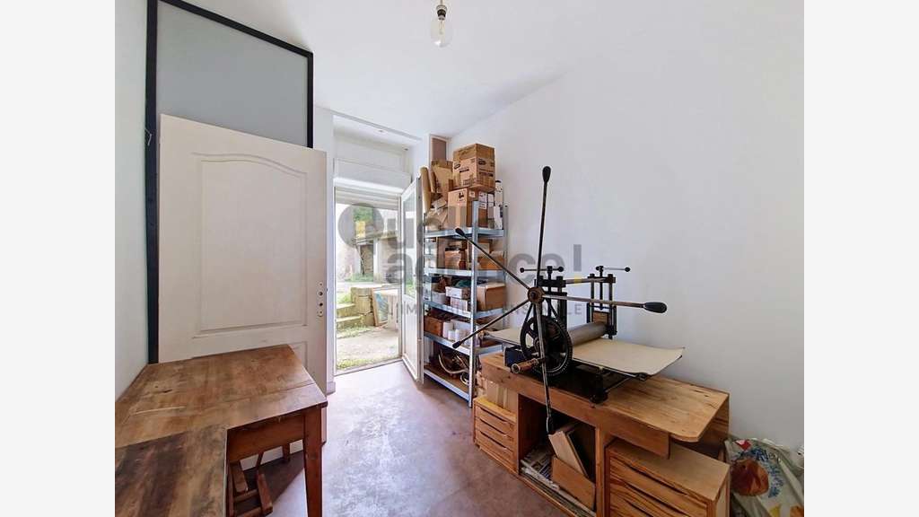 Vente local commercial rénové de 53m² à Brest
