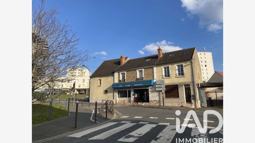 Vente murs libres 240m² à Brétigny-sur-Orge