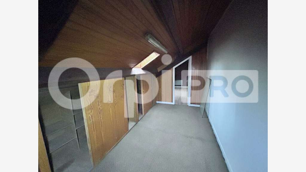 BRETIGNY SUR ORGE - LOCAL COMMERCIAL à vendre