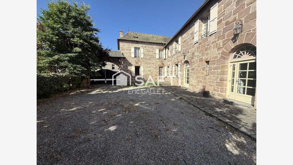 Vente ensemble immo 800m² prox Brive-la-Gaillarde