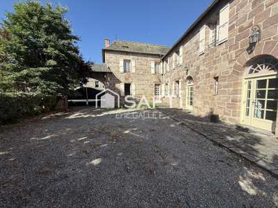 Superbe ensemble immobilier en brasier