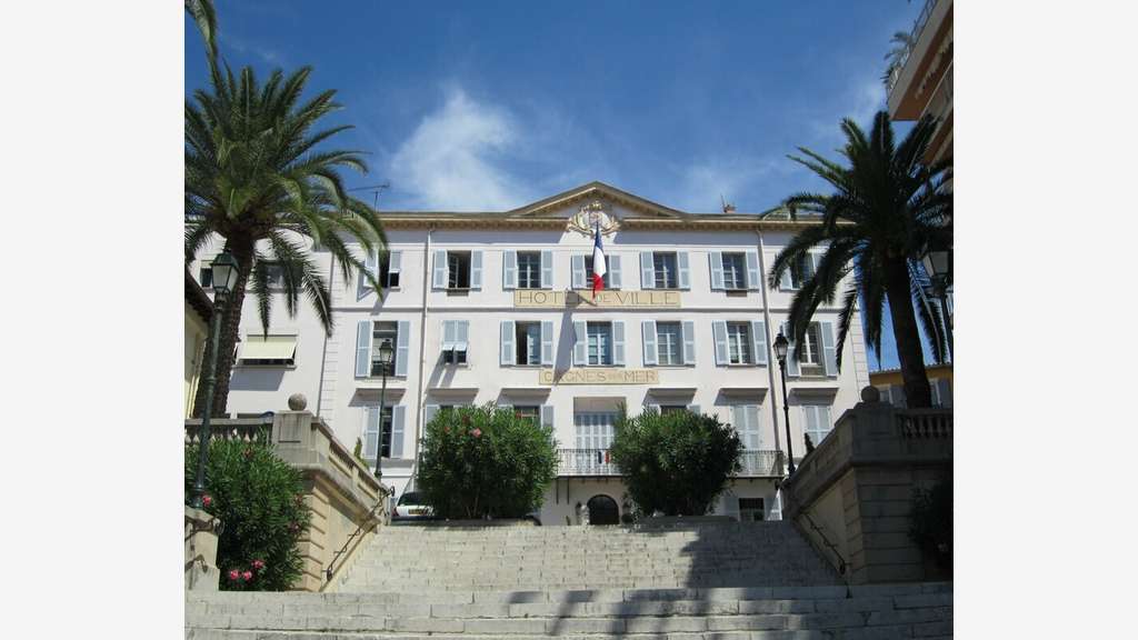 Vente local neuf 150m² à Cagnes sur Mer centre