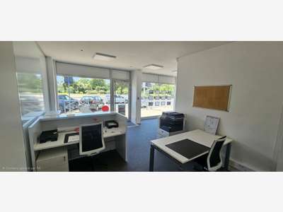 Vente murs libres 62m² à Cagnes proche hippodrome
