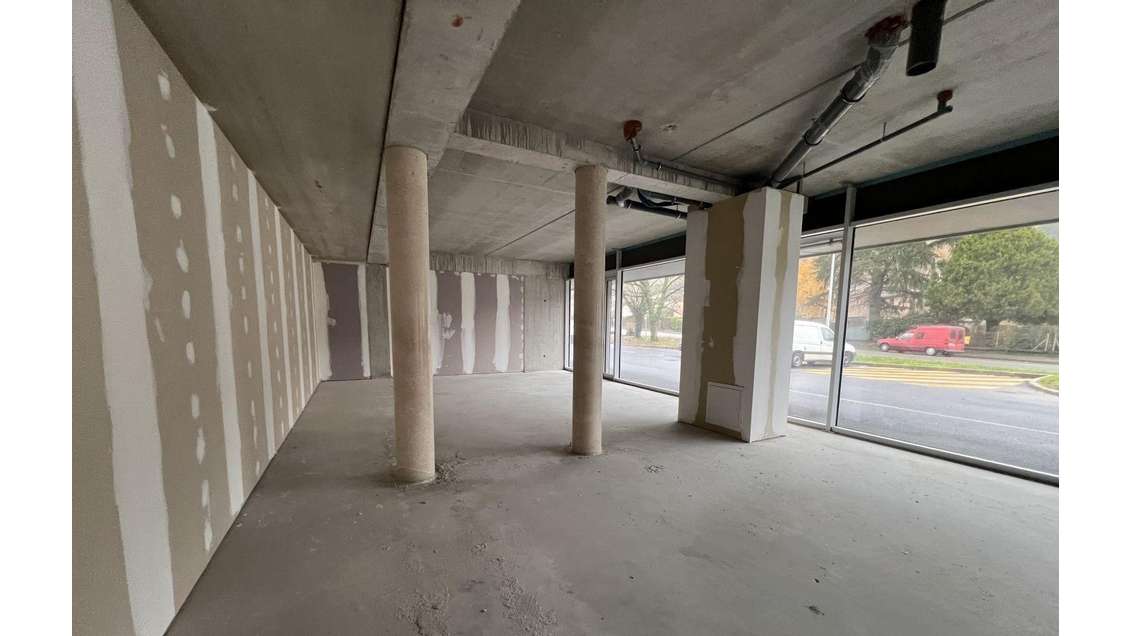 Vente local 156m² secteur très fréquenté de Cahors