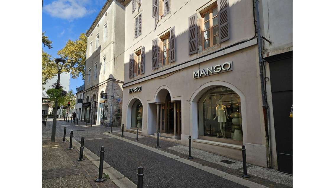 Vente local commercial 300m² sur empl N°1 à Cahors