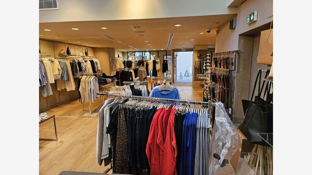 Vente local commercial 300m² sur empl N°1 à Cahors