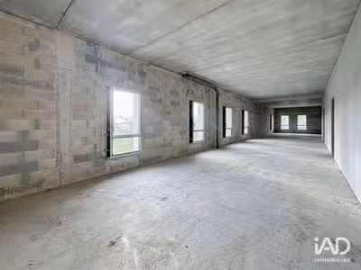 Vente local commercial 215m² à Cahors