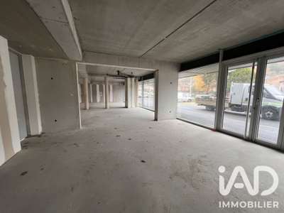 Vente local commercial neuf de 156m² à Cahors