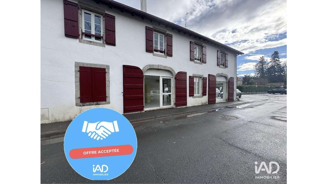 Murs commerciaux à Cambo-les-Bains