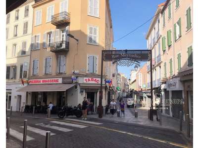 Vente Locaux commerciaux - Boutiques à Cannes