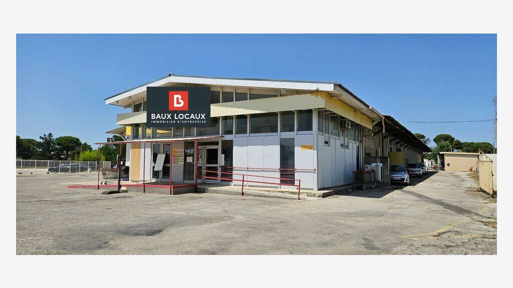 Vente local commercial 1653m² à Carpentras