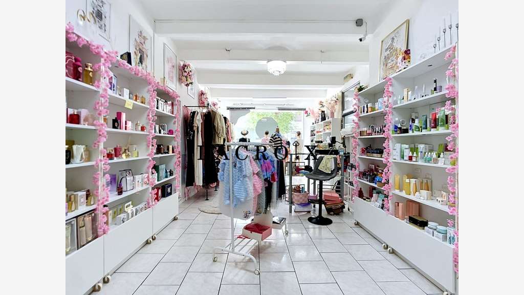 Local commercial 62m² à Carpentras Av Mont-Ventoux