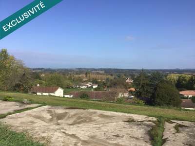 Ensemble de bâtiments de 1400 m2 centre 