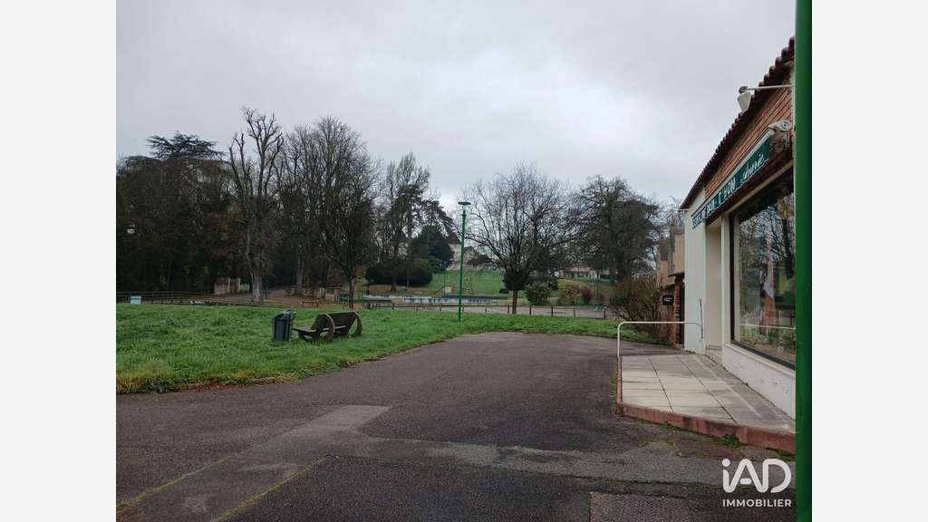 Vente Murs commerciaux 67m² à Champforgeuil