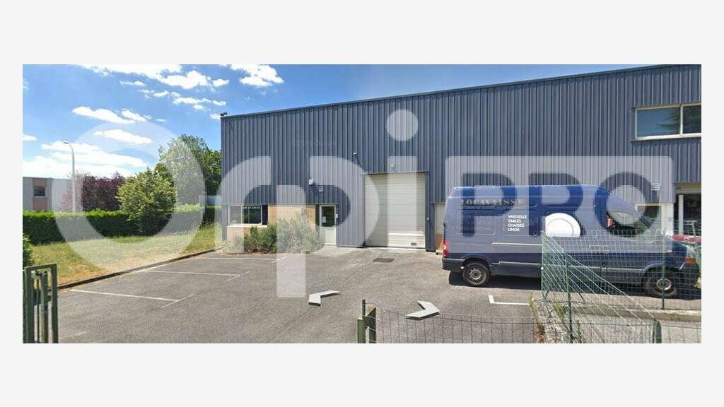 AV local d'activité 490m² empl stratégiq Champlan