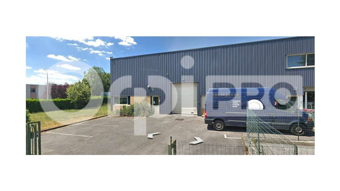 AV local d'activité 490m² empl stratégiq Champlan