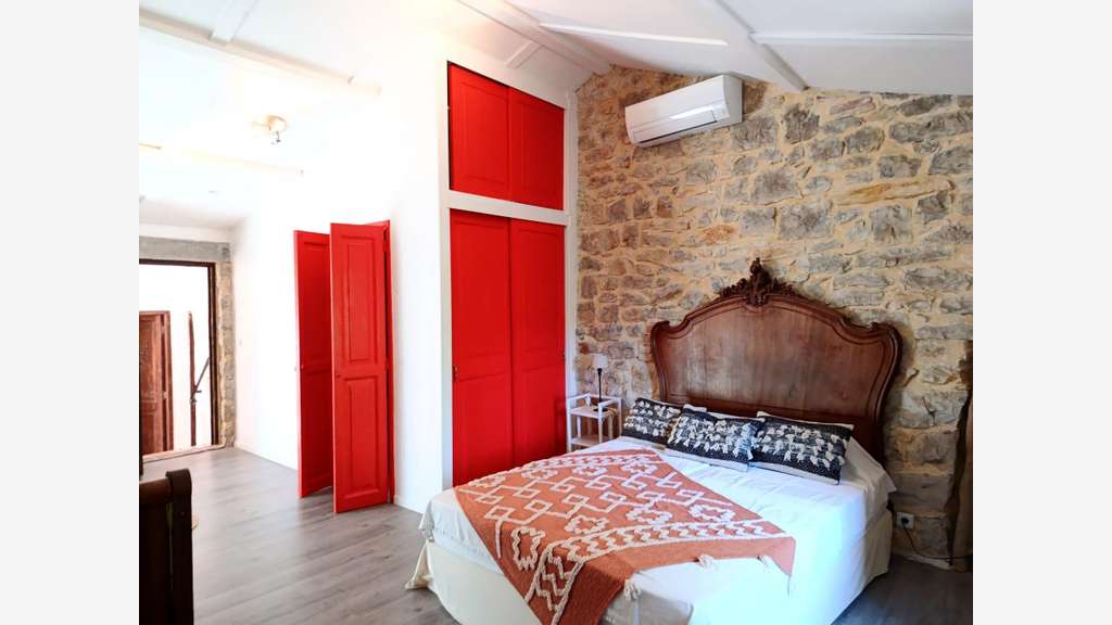 Gîte à vendre au coeur de Chandolas