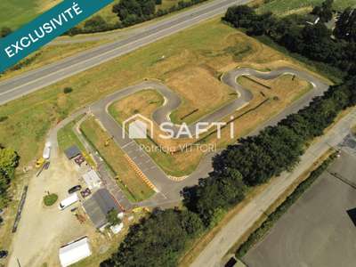 Site de karting de 2,45 ha avec piste de 420 m