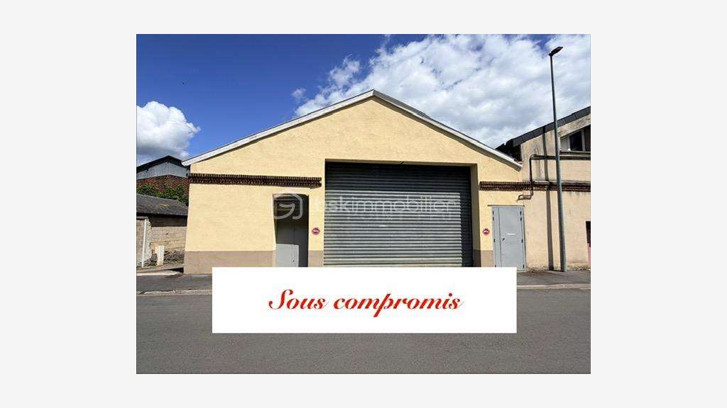 LOCAL COMMERCIAL / INDUSTRIEL AVEC ENTREPÔT - 484