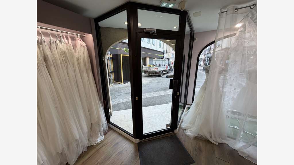 Vente local commercial loué de 120m² à Chartres