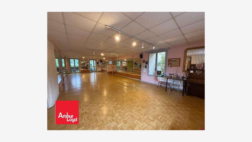 Local commercial 118m² en centre ville à Chartres