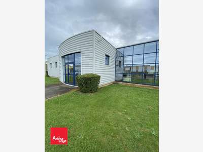 À VENDRE  LOCAL D'ACTIVITÉ INDÉPENDANT DE 322 m² 