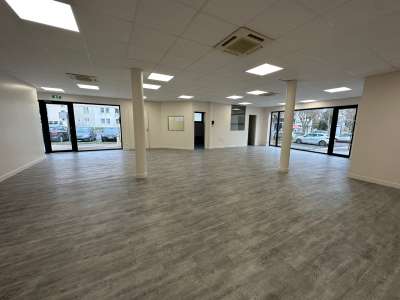 Vente Locaux commerciaux - Boutiques à Chasseneuil-du-Poitou