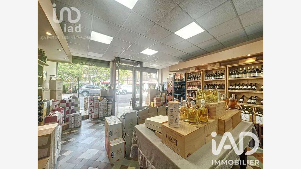 Local commercial à Château-Renard