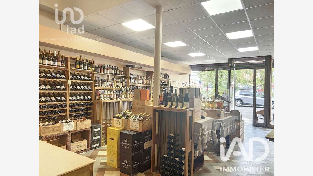 Local commercial à Château-Renard