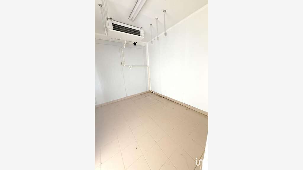 Vente local d’activité 385m² à Châteaubourg
