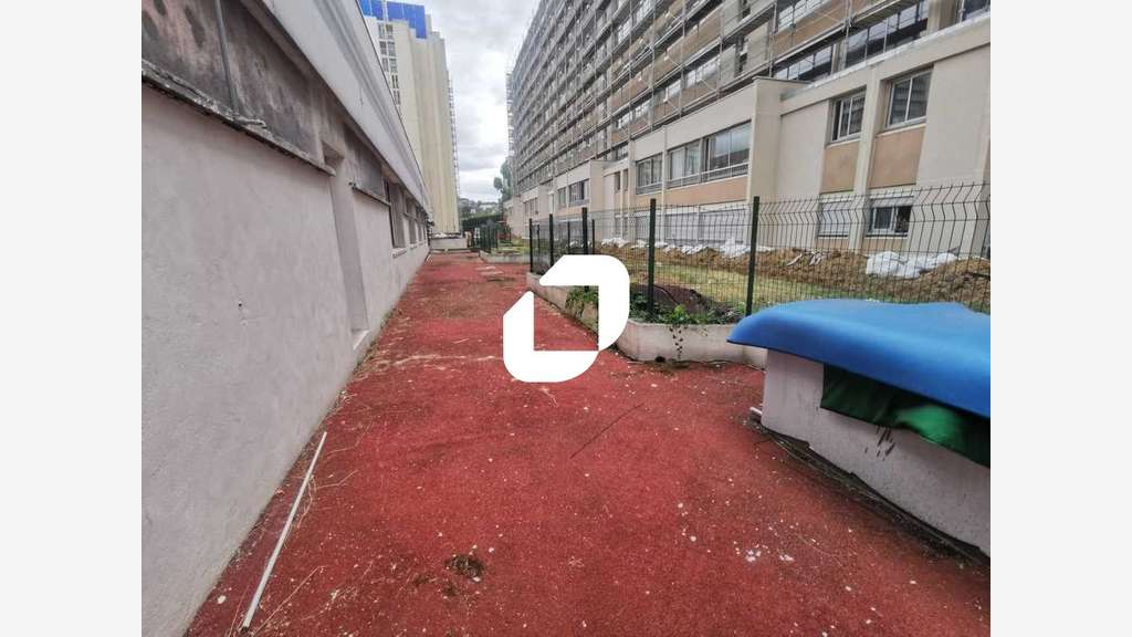 Vente Local commercial 487m² Chaville