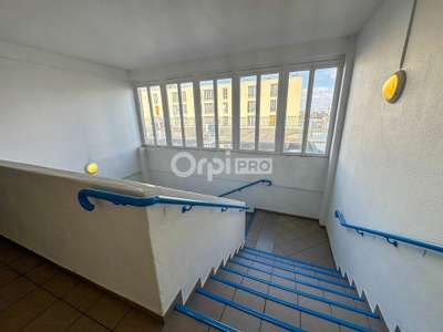 Local 163m² à vendre à Choisy-le-Roi Av An. France