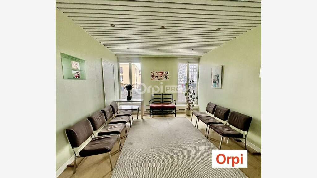 Local 163m² à vendre à Choisy-le-Roi Av An. France