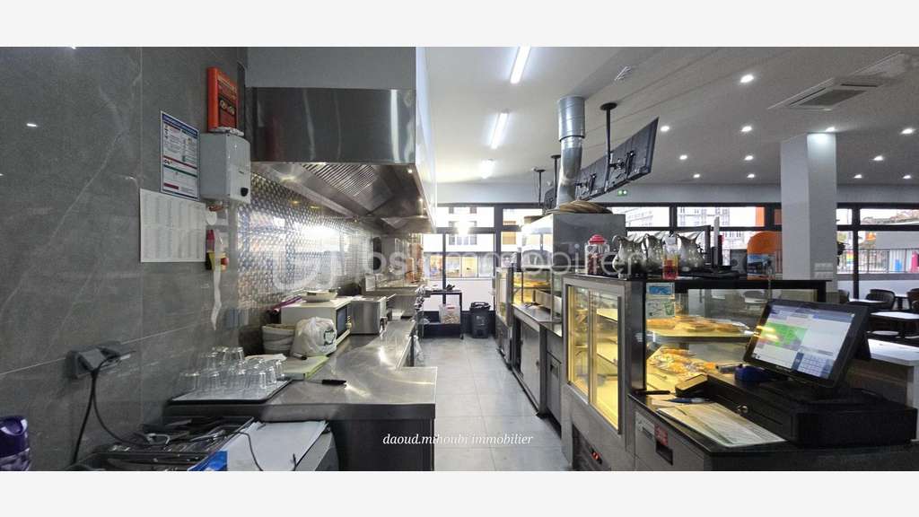 Vente murs commerciaux occupés à Choisy-le-Roi