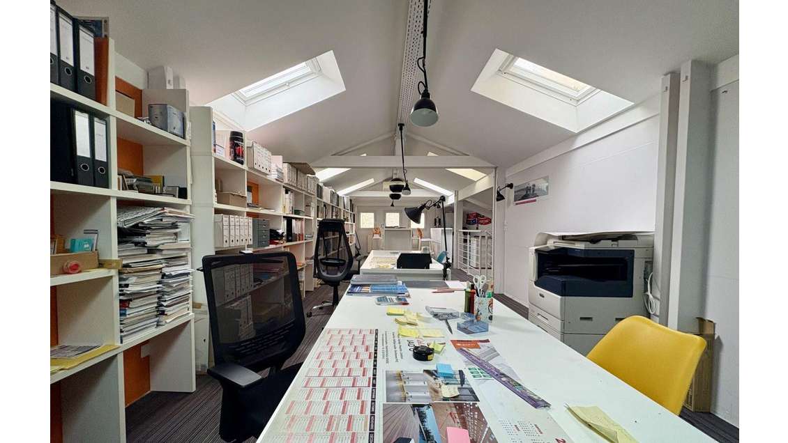 Vente murs commerciaux 140m² zone urbaine Cholet