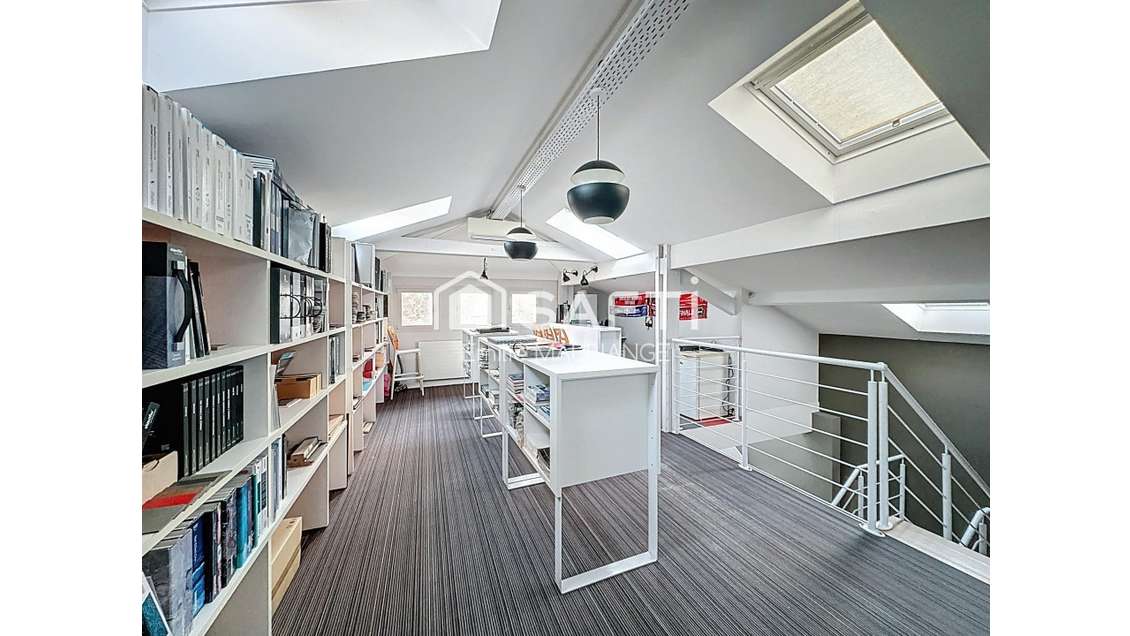 Vente local pro sur axe très passant à Cholet 