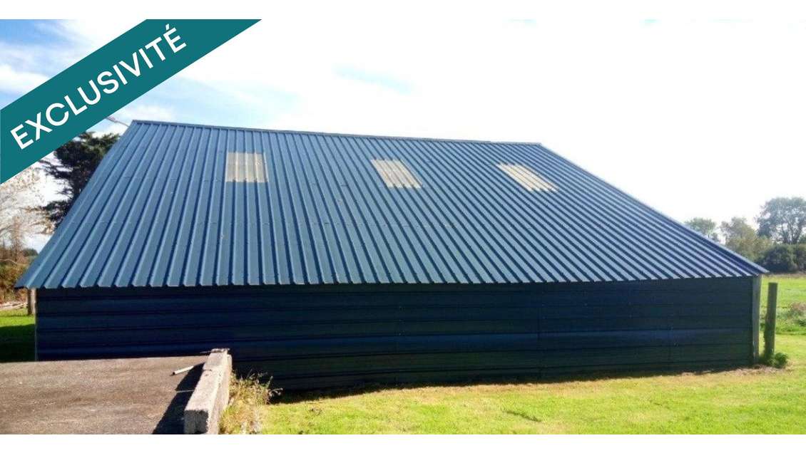 Vente 2 bâtiments sur 6.3ha de patures à Cléder