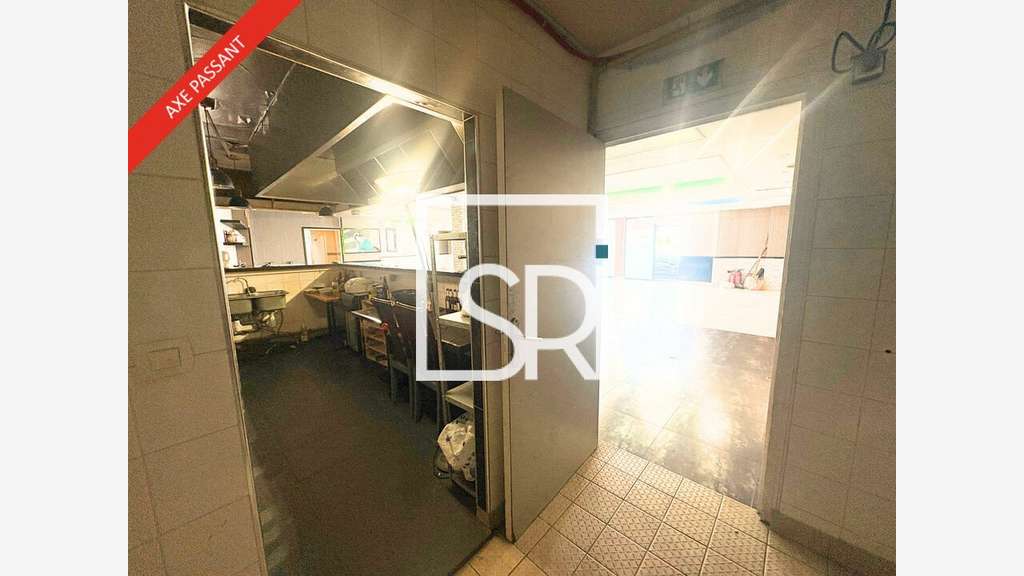 Local commercial 320m² à vendre à Clermont-Ferrand