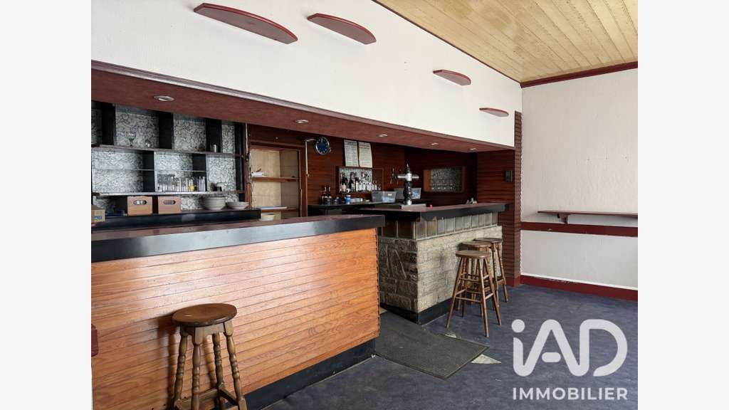 AV immeuble de caractère 185m² empl N°1 Clohars