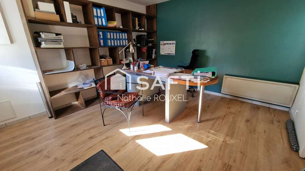 Local d'activités 200 m² - ZAC Lazzaro, C