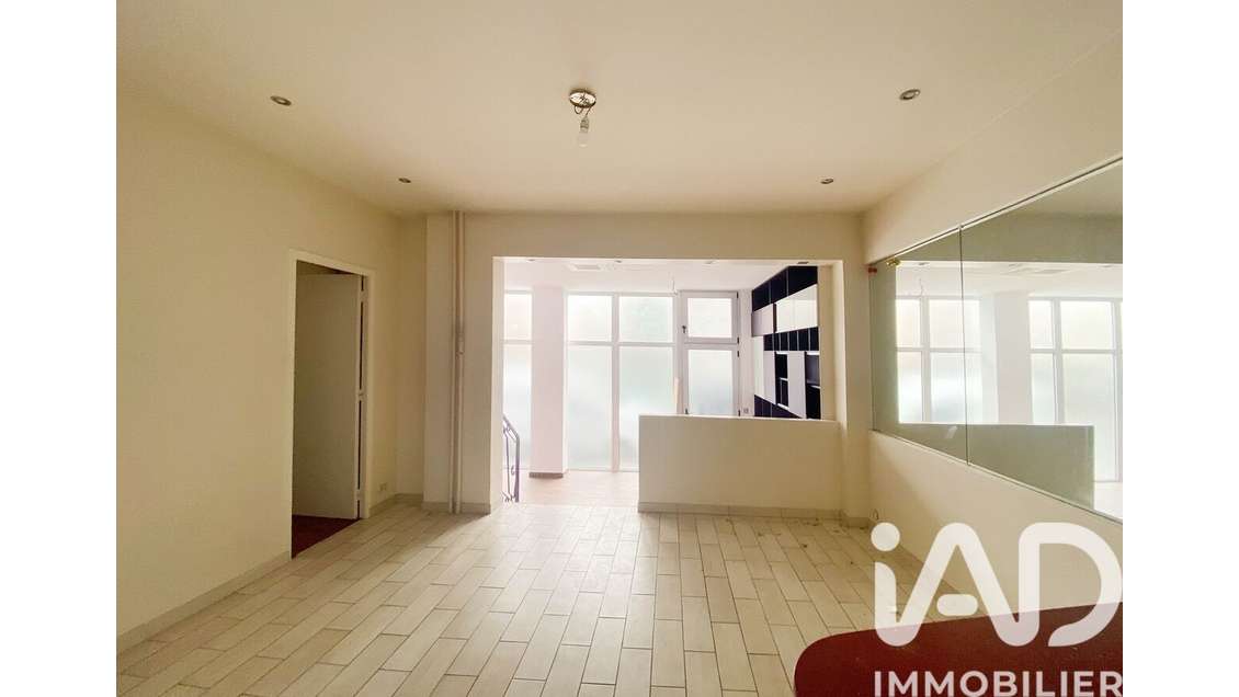 Vente murs commerciaux de 145m² à Colombes