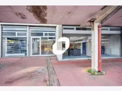 Vente Local commercial 211m² Colombes