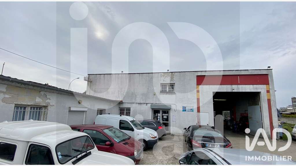 AV terrain 1897m² local 447m² + maison à Compiègne
